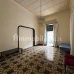 Affitto 5 camera appartamento di 190 m² in Catania
