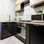 Wynajmij 3 sypialnię apartament z 53 m² w Łódź