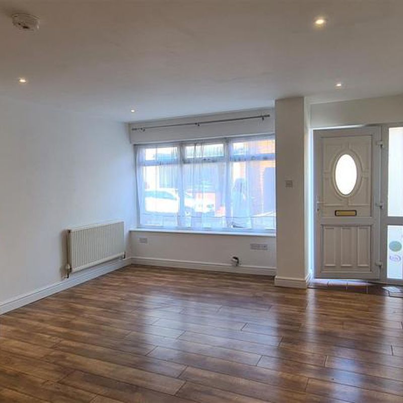 2 bedroom flat to rent Lower Stoke