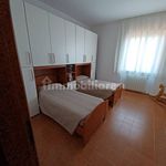Rent 3 bedroom house of 100 m² in Massa