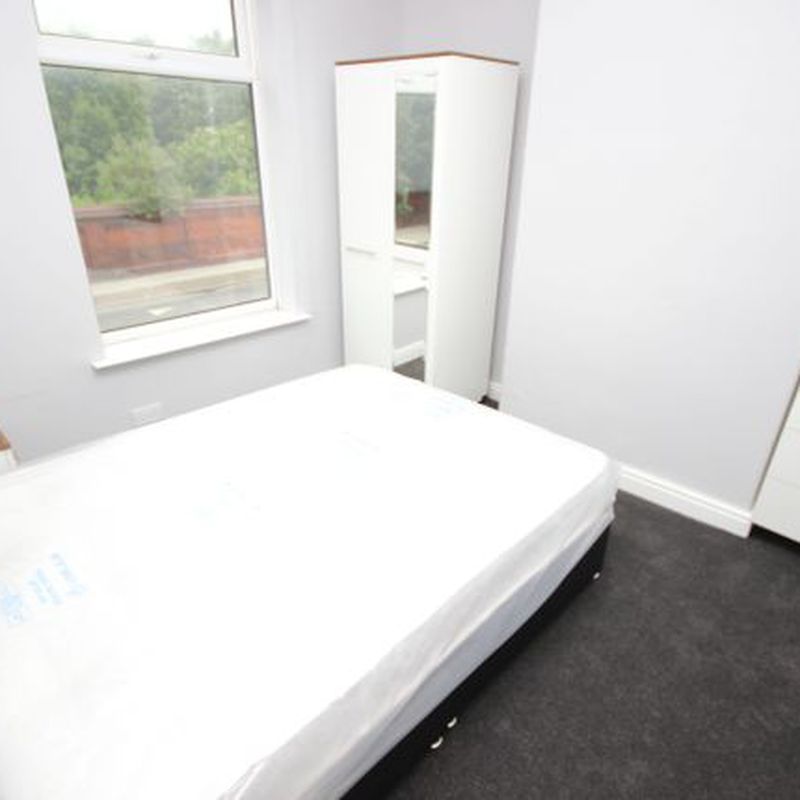 Shared accommodation to rent in Gerald Road, Salford M6 Charlestown
