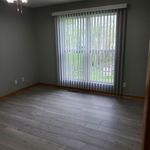 Rent 3 bedroom apartment of 158 m² in Ottawa