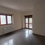 Affitto 3 camera appartamento di 120 m² in Sant'Alessio in Aspromonte