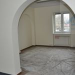 Wynajmij 15 sypialnię dom z 470 m² w Warszawa