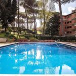 Rent 5 bedroom apartment of 260 m² in Roma