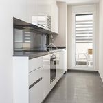 Rent 3 bedroom apartment of 83 m² in Barcelona