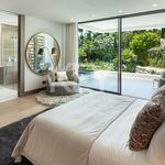 Rent 6 bedroom house of 1248 m² in Marbella