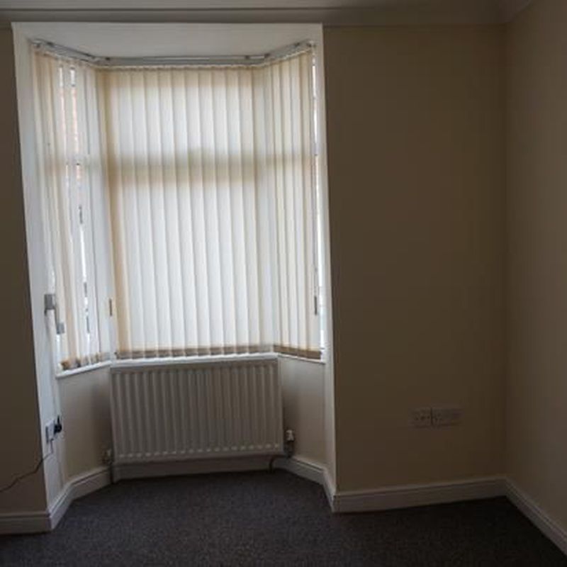 Flat to rent in 23 Brook Street, Downstairs Flat CW2 Crewe