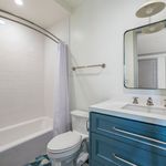 Rent 4 bedroom apartment of 273 m² in Manhattan Beach
