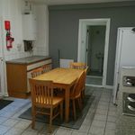 Rent 5 bedroom house in Wales