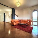 Affitto 3 camera appartamento di 102 m² in Salsomaggiore Terme