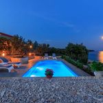 Najam 4 spavaće sobe kuća u County of Split-Dalmatia