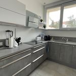 Rent 4 bedroom apartment of 80 m² in Royan
