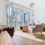 Rent 3 bedroom apartment in Braine-l'Alleud