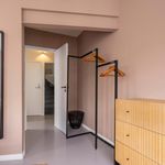 Rent 2 bedroom apartment of 80 m² in Antwerpen