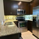 Rent 1 bedroom apartment of 81 m² in Mississauga