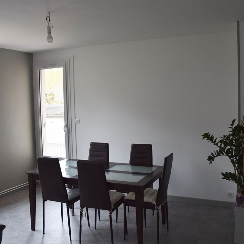 En location Appartement 3 pièces 68 m Châlette-sur-Loing