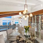 Rent a room of 160 m² in Laguna Beach