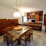 Affitto 3 camera casa di 180 m² in Pietrasanta