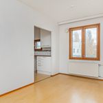 3 huoneen asunto 80 m² kaupungissa Helsinki