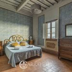 Rent 5 bedroom house of 200 m² in Certaldo