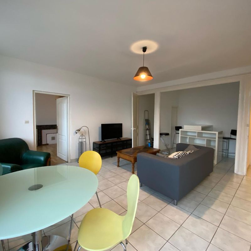 Appartement 2 pièces - 60m² - ST ETIENNE Saint Victor sur Loire