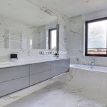 Rent 3 bedroom apartment of 215 m² in Ixelles