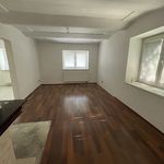 Pronajměte si 1 ložnic/e byt o rozloze 76 m² v Dašice