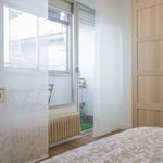 Rent a room of 95 m² in Madrid