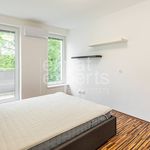 Pronajměte si 2 ložnic/e byt o rozloze 72 m² v Jáchymov