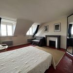 Rent 1 bedroom apartment of 90 m² in Versailles