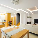 Wynajmij 6 sypialnię dom z 143 m² w Wrocław