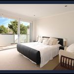Rent 4 bedroom house in Bondi Beach
