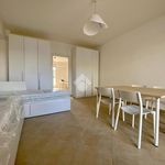Affitto 4 camera appartamento di 113 m² in Messina