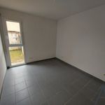 Rent 2 bedroom apartment of 57 m² in Pessac