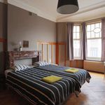 Rent a room of 165 m² in Anderlecht
