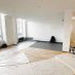 Rent 4 bedroom apartment of 143 m² in Paris