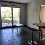 Rent 2 bedroom apartment of 36 m² in Saint-Genis-Laval