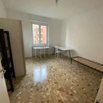 Rent 4 bedroom apartment of 132 m² in Milan