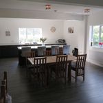 Rent 5 bedroom apartment in Solihull