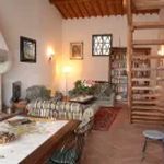Rent 9 bedroom house of 200 m² in Firenze
