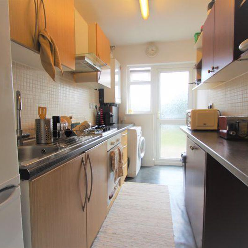 3 bedroom terraced house to rent Rayners Lane