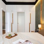 Rent 1 bedroom apartment of 63 m² in Barcelona