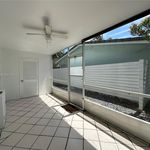 Rent 2 bedroom apartment in Deerfield Beach