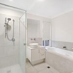 Rent 4 bedroom house of 375 m² in Logan Reserve