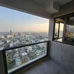 Rent 3 bedroom apartment of 14650 m² in Khlong Tan