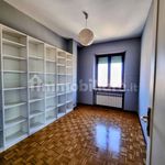 Affitto 4 camera appartamento di 125 m² in Alessandria