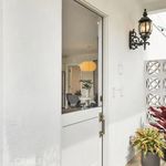 Rent 3 bedroom apartment of 161 m² in Newport Beach