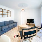 Appartement de 87 m² avec 1 chambre(s) en location à Bron