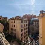 Affitto 7 camera appartamento di 150 m² in Genova